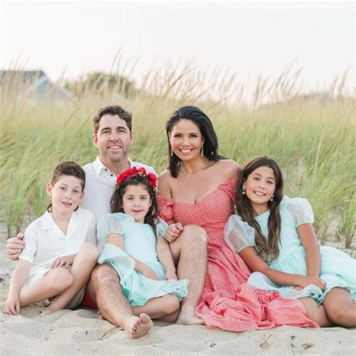 Angie Goff Married, Husband, Kids, Net Worth