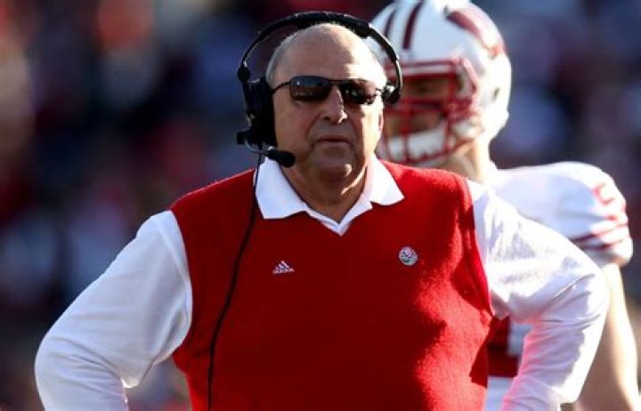 Barry Alvarez Net Worth
