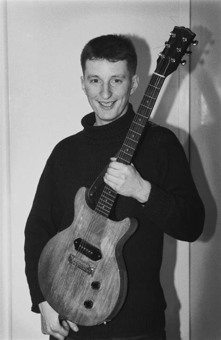 Billy Bragg Net Worth
