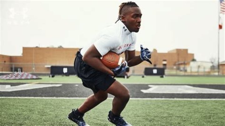 Carl Johnson (American football)