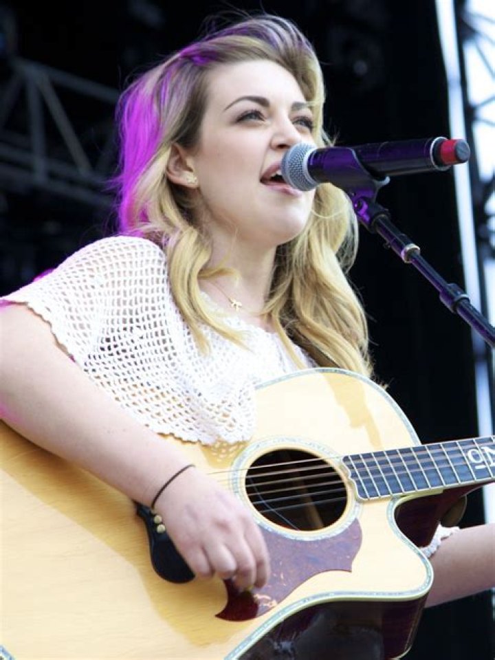 Carly McKillip