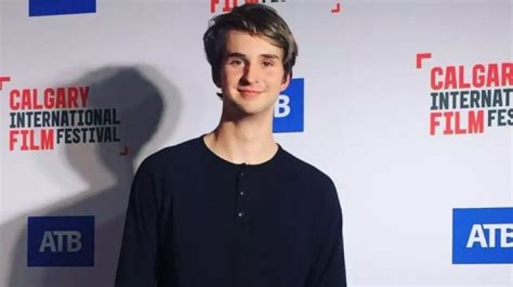 Grayson Maxwell Gurnsey Net Worth