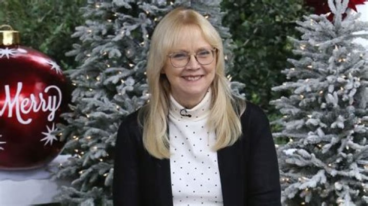 Mary Long Net Worth