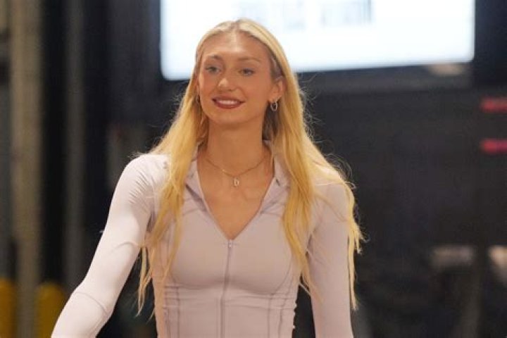 Molly Brink Net Worth