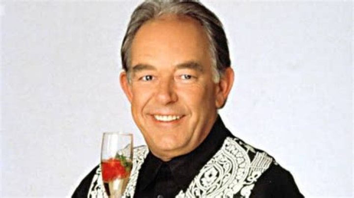 Robin Leach