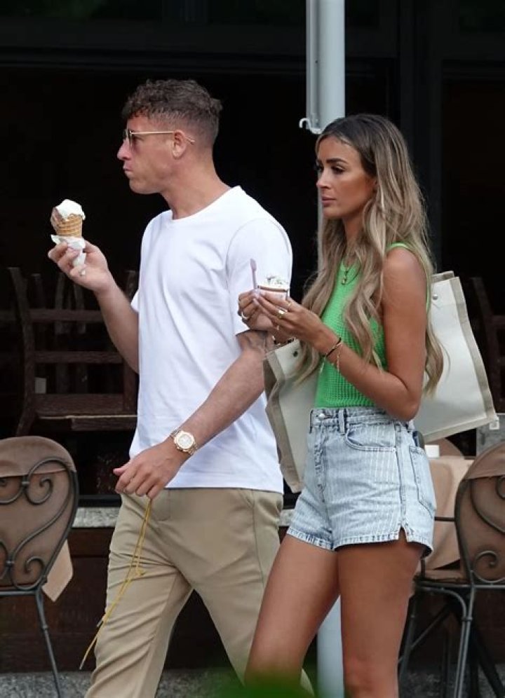 Ross Barkley Wiki Age Height Girlfriend Wife Family Salary Net Worth