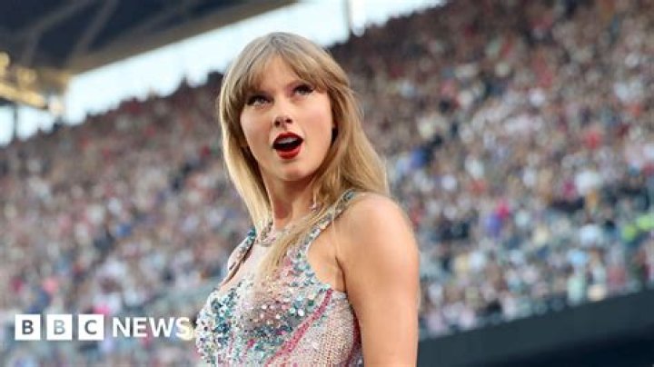 Taylor Swift Fans Are Spinning Their Animals on 'August': Know All About August Trend On Tiktok - SarkariResult