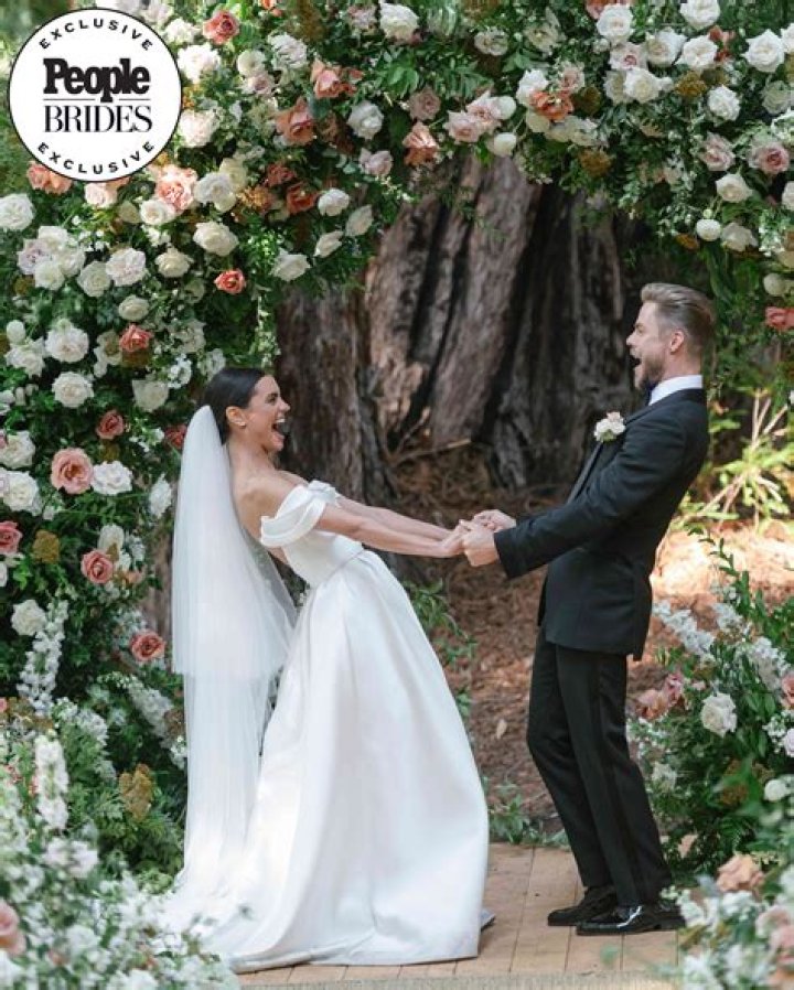 Unveiling Derek Hough's Fairytale Wedding with Hayley Erbert: Did They Tie the Knot? - SarkariResult